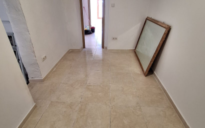 Revente - Maison mitoyenne -
Sax