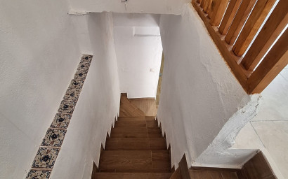 Revente - Maison mitoyenne -
Sax