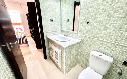 Resale - Apartment -
Villamartín