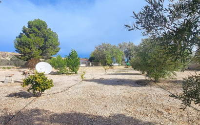 Herverkoop - Landhuis -
Monovar