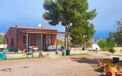 Herverkoop - Landhuis -
Monovar