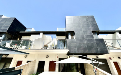 Revente - Maison mitoyenne -
Los Dolses