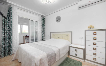 Resale - Townhouse -
Torrevieja