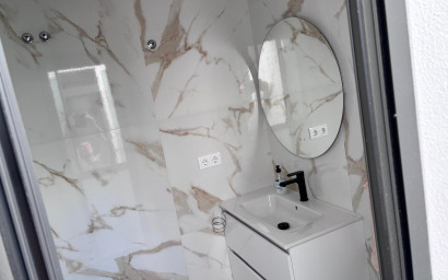 Resale - Townhouse -
Los Montesinos - La Herada