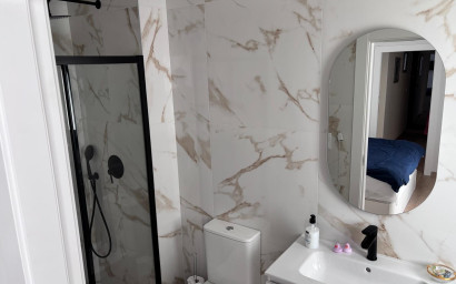 Resale - Townhouse -
Los Montesinos - La Herada