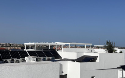 Resale - Townhouse -
Los Montesinos - La Herada