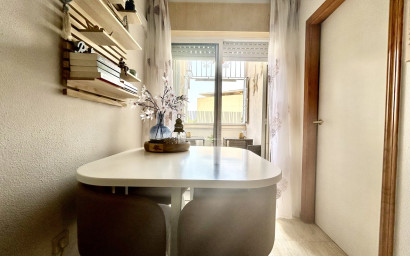 Resale - Apartment -
Torrevieja