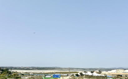 Resale - Apartment -
Torrevieja