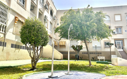 Resale - Apartment -
Torrevieja