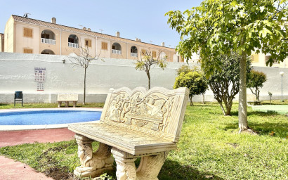 Resale - Apartment -
Torrevieja