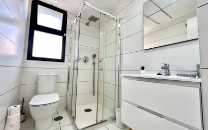 Herverkoop - Plat -
Villamartín