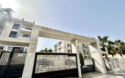 Herverkoop - Plat -
Villamartín