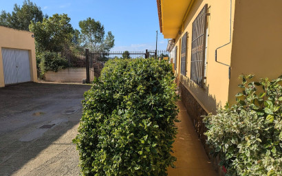 Resale - Villa -
Orihuela Costa - Orihuela