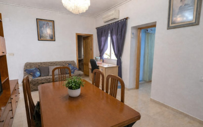 Resale - Villa -
Orihuela Costa - Orihuela