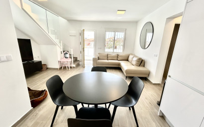 Revente - Villa -
Villamartín