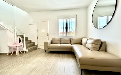 Revente - Villa -
Villamartín