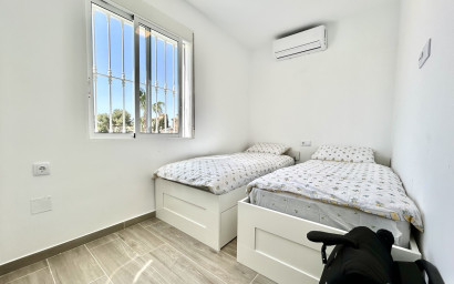 Revente - Villa -
Villamartín