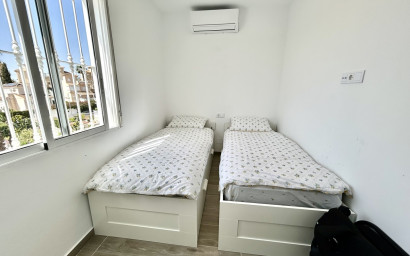 Revente - Villa -
Villamartín