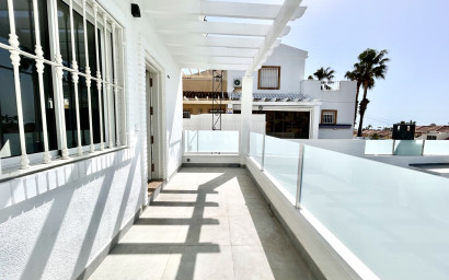 Revente - Villa -
Villamartín