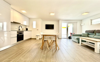 Revente - Villa -
Villamartín