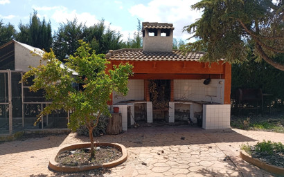 Resale - Finca - Country Property -
Yecla