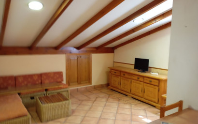 Resale - Finca - Country Property -
Yecla