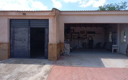 Resale - Finca - Country Property -
Yecla