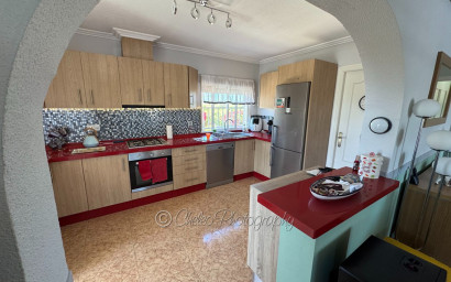 Herverkoop - Villa -
Catral