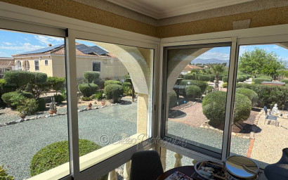 Herverkoop - Villa -
Catral