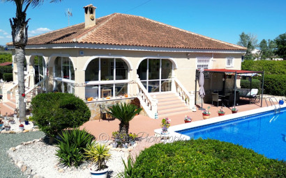 Herverkoop - Villa -
Catral