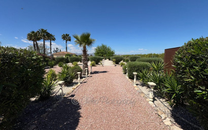 Herverkoop - Villa -
Catral