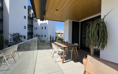 Resale - Apartment -
Las Colinas Golf Resort
