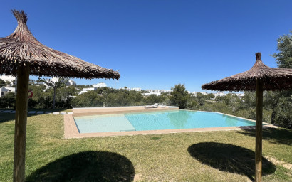 Resale - Apartment -
Las Colinas Golf Resort