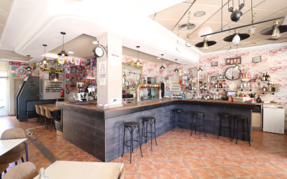 Resale - Commercial -
Formentera del Segura - Formentera - Village