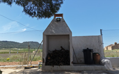 Resale - Finca - Country Property -
Yecla
