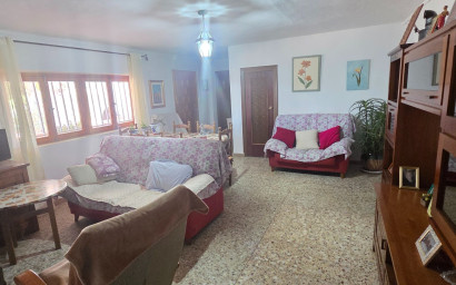Resale - Finca - Country Property -
Yecla