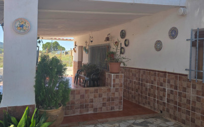 Resale - Finca - Country Property -
Yecla