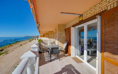 Herverkoop - Bungalow -
Torrevieja - Playa de los Naufragos