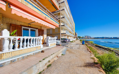 Herverkoop - Bungalow -
Torrevieja - Playa de los Naufragos