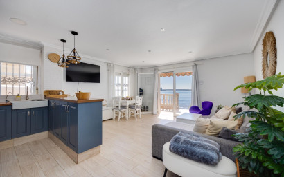 Herverkoop - Bungalow -
Torrevieja - Playa de los Naufragos