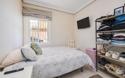 Herverkoop - Bungalow -
Torrevieja - Playa de los Naufragos