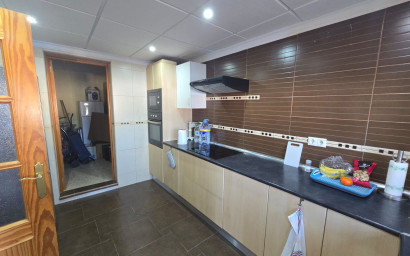 Resale - Villa -
Sax