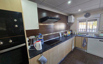 Resale - Villa -
Sax