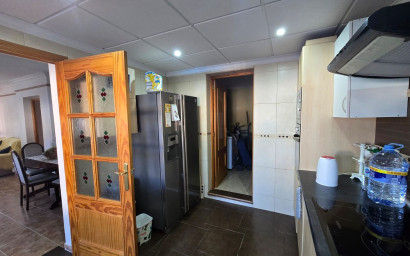 Resale - Villa -
Sax