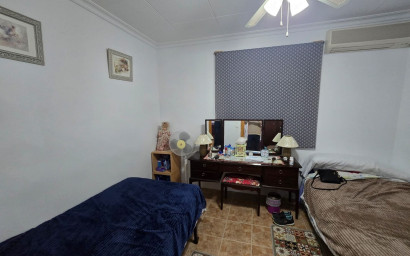 Resale - Villa -
Sax