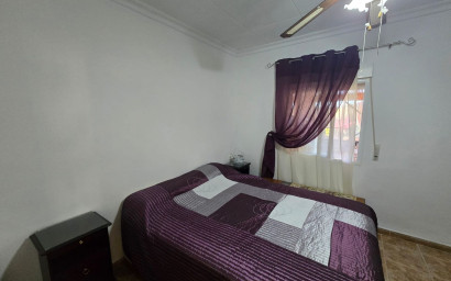 Resale - Villa -
Sax