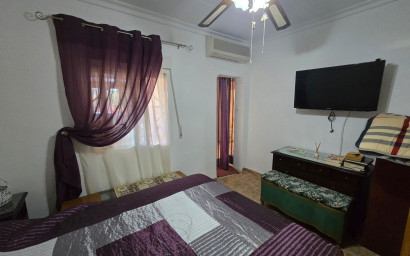 Resale - Villa -
Sax