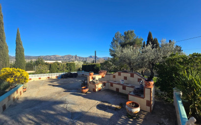 Resale - Villa -
Sax