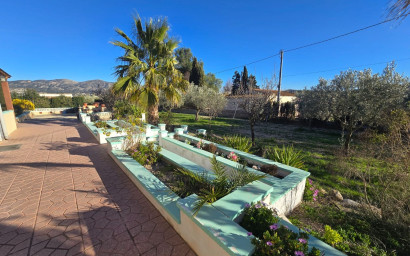 Resale - Villa -
Sax