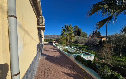 Resale - Villa -
Sax